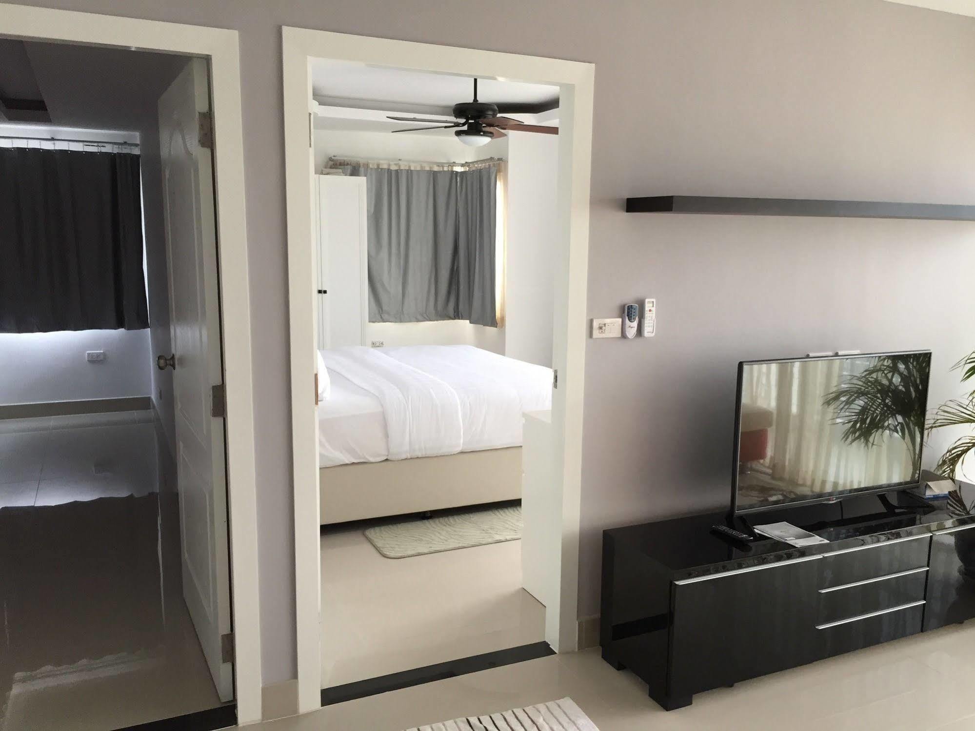 Ariva Royal Hill Pattaya Appartement Buitenkant foto